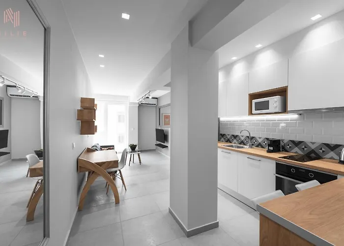 Big Apple Sts, Nilie Hospitality Mgmt